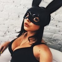 Milena_Moore offline chatrum