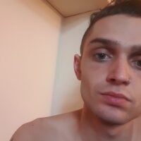 bodiandbendy's Offline Chat Room