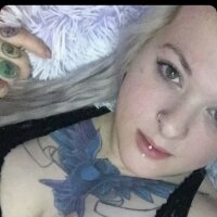 wynturcream's Offline Chat Room