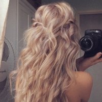 MilaniaX's Offline Chat Room