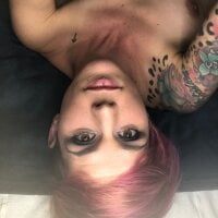 PiaPink@xh's Avatar Pic