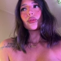 bruni19 webcam model