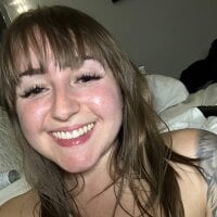 littlelolawhite's Avatar Pic
