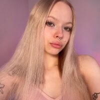 lucy_loy model avatar