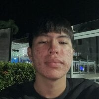 ethan_shiniki webcam model