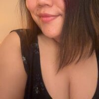 kukunightgirl webcam model