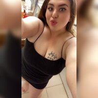 Phattkitty93 offline chat-rom