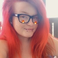 LilRedToker's Offline Chat Room