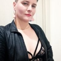 DibellaHorny офлайн чат стая