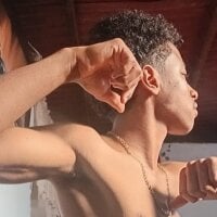 Rocco_Grey webcam
