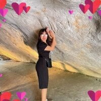 Bee___breastmilk model avatar