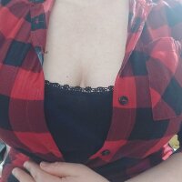 Monela77's Profile Photo