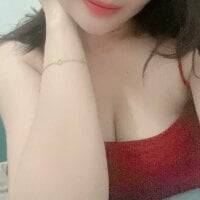 Avelyn-n webcam model