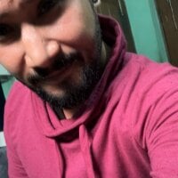 GildanK18 webcam model