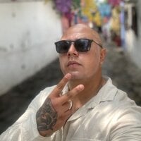 Thisisfuckingfun's Offline Chat Room