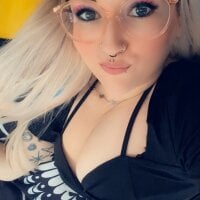 Sizzling_Indie36 webcam