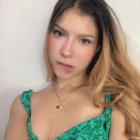 Sofiher05's Avatar Pic