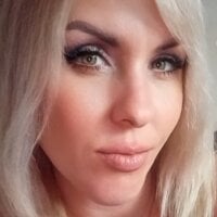 AlisaKinky offline chatrum