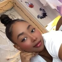 Модель CassiieLondon
