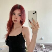 Rochelle_Dolly webcam model
