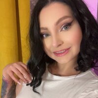 ScarlettQuate fully nude on webcam for live porn video chat