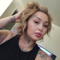 Huricaaane93 webcam