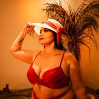 ErikaMontiel__ webcam