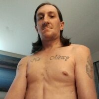 bigdickbob1's Offline Chat Room