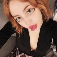RossaLeee Adlı Modelin Çevrimdışı Sohbet Odası
