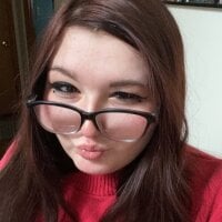 -K-I-T-T-E-N's Offline Chat Room