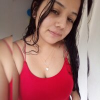 AshleyDecker1's Offline Chat Room