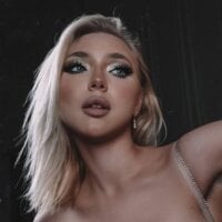 Alison_Hermann Adlı Modelin Çevrimdışı Sohbet Odası