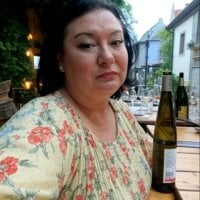 MarinaHotLips webcam model