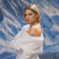 DianeMills webcam model