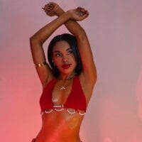 bella_moonlight_cr webcam