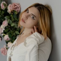 Evie_Vall