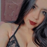 daniela07crush's Offline Chat Room