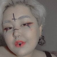 غرفة دردشة ShinyNanaa دون اتصال