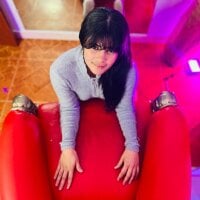 elianahezneider Adlı Modelin Çevrimdışı Sohbet Odası