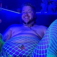 tuxedomasc95 webcam model