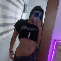 dalia21_'s Offline Chat Room