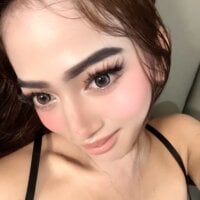 Caitlyn_Naughty webcam model