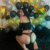 royalgirls_x webcam model