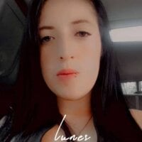 laurecute08's Offline Chat Room