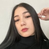 Sophie_Lexi's Offline Chat Room