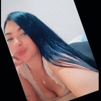 nia_dream webcam model