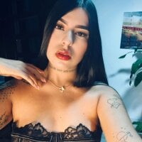 macarena- model avatar
