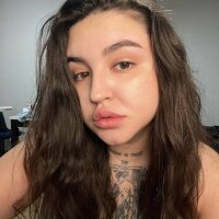 Elenv21 Cam Model Profile | Stripchat