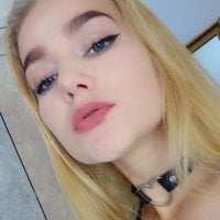 ห้องแชทออฟไลน์ของ MollyHil