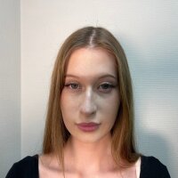 LisaBellnn's Offline Chat Room